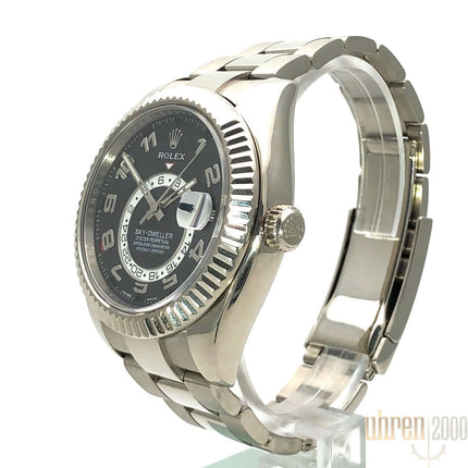 326939-schwarz-2014-325-3