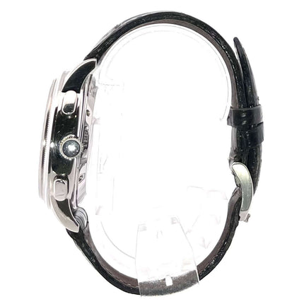 Seitenansicht Glashütte Original Senator Chronograph mit Edelstahlgehäuse und Alligatorleder Armband.