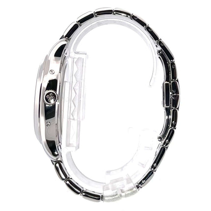 Seitenansicht der Patek Philippe Complications Annual Calendar Mondphase Uhr mit poliertem und satiniertem Edelstahlgehäuse und -band.