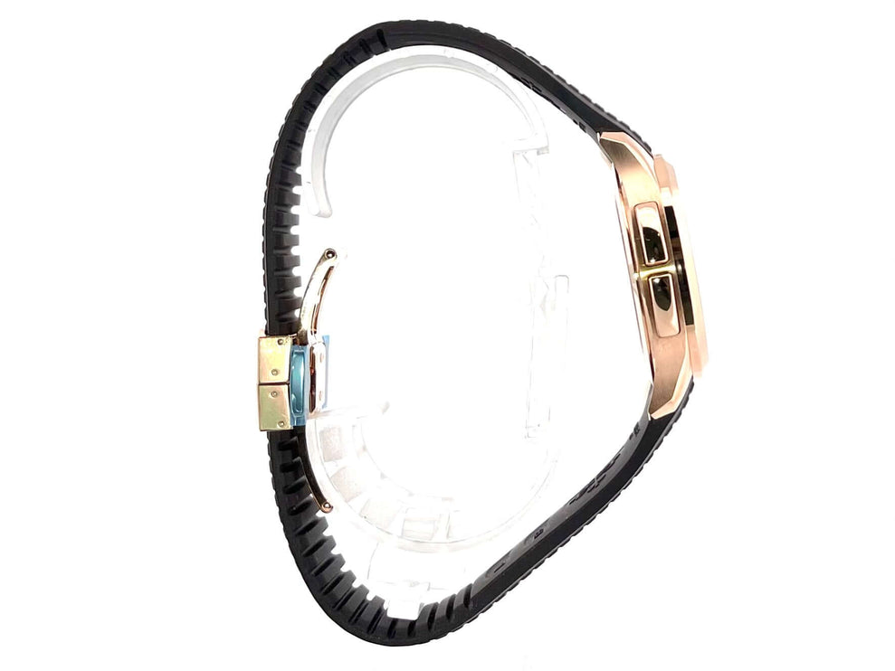 Profilansicht der Patek Philippe Aquanaut Travel Time 5164R-001 Roségold mit braunem Kautschukband und Faltschließe