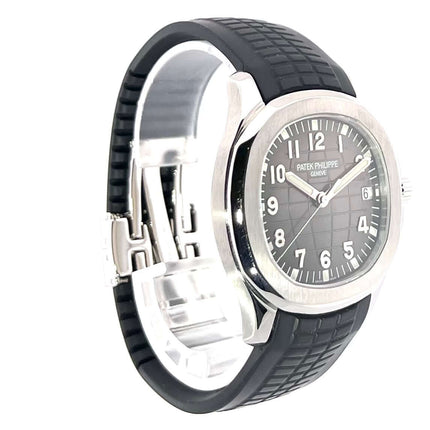 Patek Philippe Aquanaut 5167A-001 Edelstahlgehäuse mit schwarzem Kautschukband und Leuchtziffern, Automatikuhr, Datum anzeigen