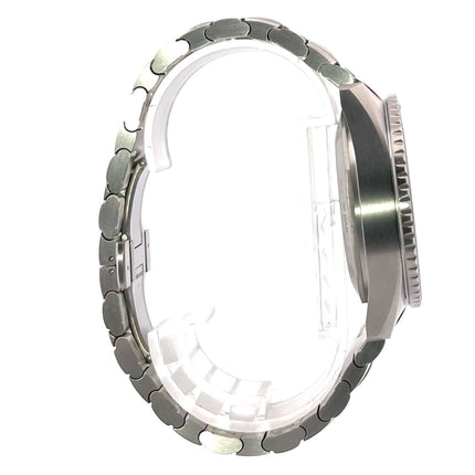 Seitliche Ansicht der Blancpain Fifty Fathoms Bathyscaphe Chronograph Flyback 5200-1210-98S mit Titan-Gehäuse und Titanband