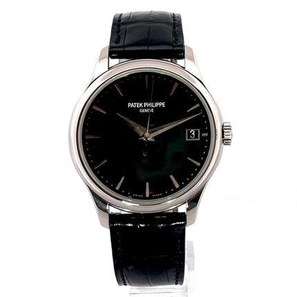 Patek Philippe Calatrava Weißgold 5227G-010 mit schwarzem Zifferblatt und Alligatorleder Armband.