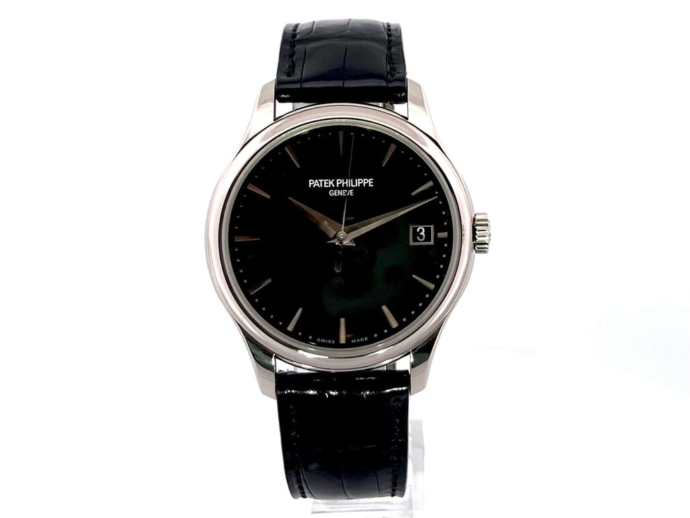 Patek Philippe Calatrava Weißgold 5227G-010 mit schwarzem Zifferblatt und Alligatorleder Armband.