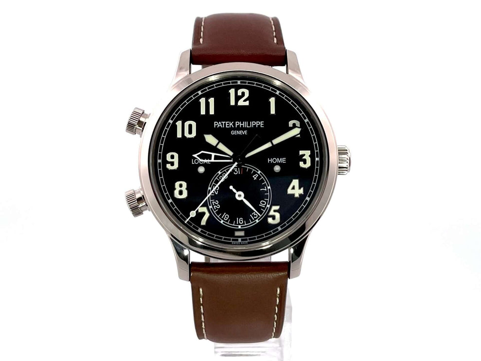 Patek Philippe Calatrava Pilot Travel Time Weißgold 5524G-001 mit braunem Lederarmband und blauem Zifferblatt