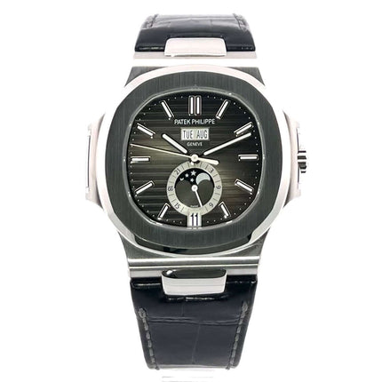 Patek Philippe Nautilus Annual Calendar Mondphase Ref. 5726A-001, Edelstahlgehäuse, schwarzes Lederband, automatischer Aufzug, schwarzes Zifferblatt