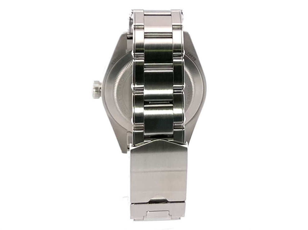 Rückansicht der Tudor Heritage Black Bay Fifty-Eight 79030N-0001 mit Edelstahlarmband und Sicherheitsfaltschließe.