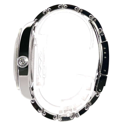 Seitenansicht der Tudor Heritage Black Bay Fifty-Eight 79030N-0001 mit Edelstahlband und Sicherheitsfaltschließe.