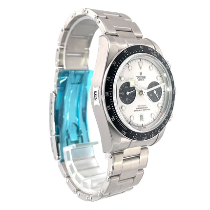 Tudor Heritage Black Bay Chrono 79360N-0002 Edelstahlgehäuse, opalfarbenes Zifferblatt, schwarze Totalisatoren, 41 mm Durchmesser