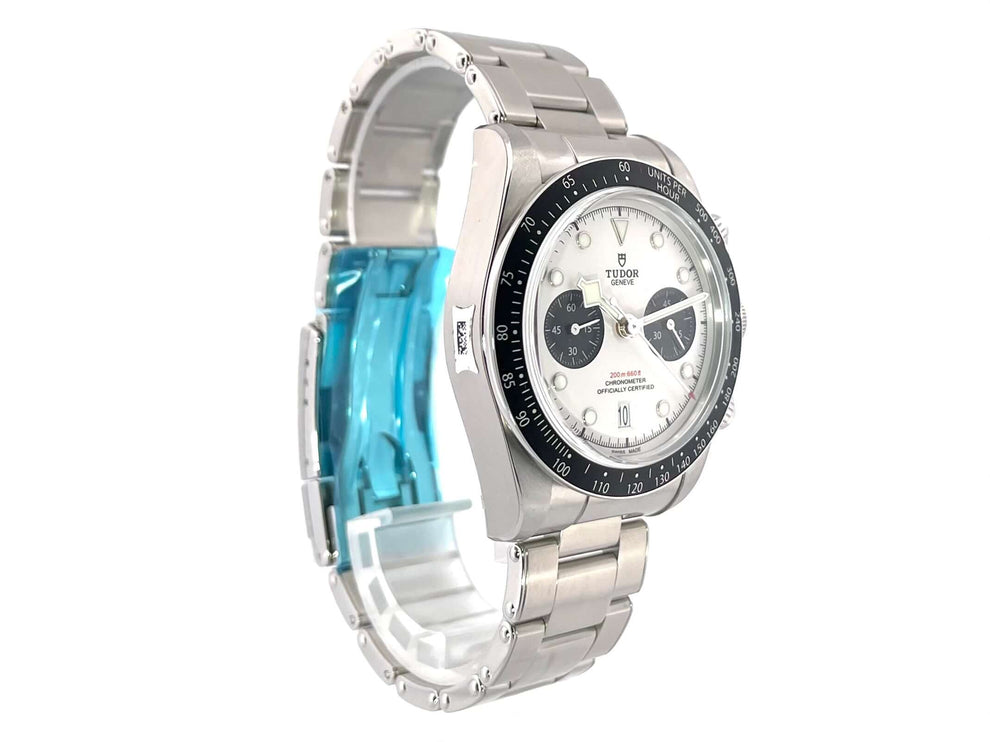 Tudor Heritage Black Bay Chrono 79360N-0002 Edelstahlgehäuse, opalfarbenes Zifferblatt, schwarze Totalisatoren, 41 mm Durchmesser