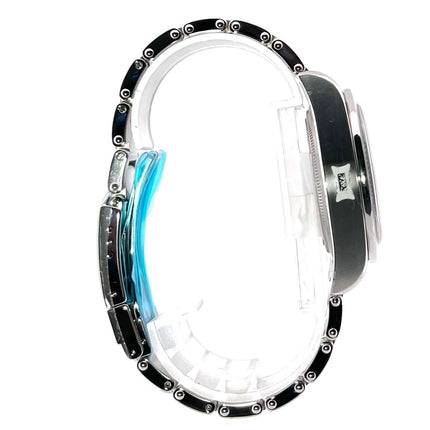 Profilansicht der Tudor Heritage Black Bay Chrono 79360N-0002, Edelstahlgehäuse und Band mit Faltschließe