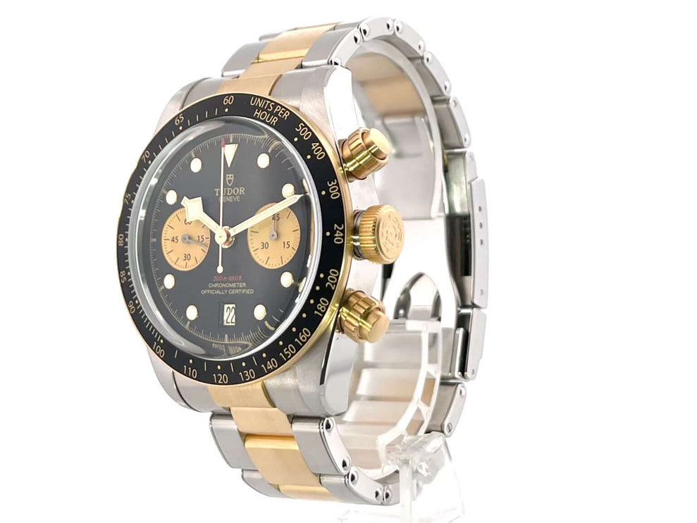 Tudor Heritage Black Bay Chrono 79363N-0001, Edelstahl und Gelbgold, 41 mm Gehäuse, schwarzes Zifferblatt, Edelstahl und Gelbgoldband.