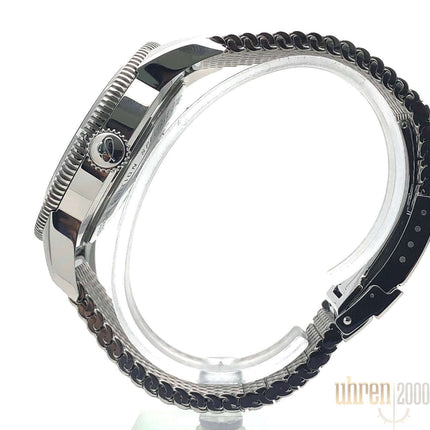 A1732024-B868-152A-2018-4