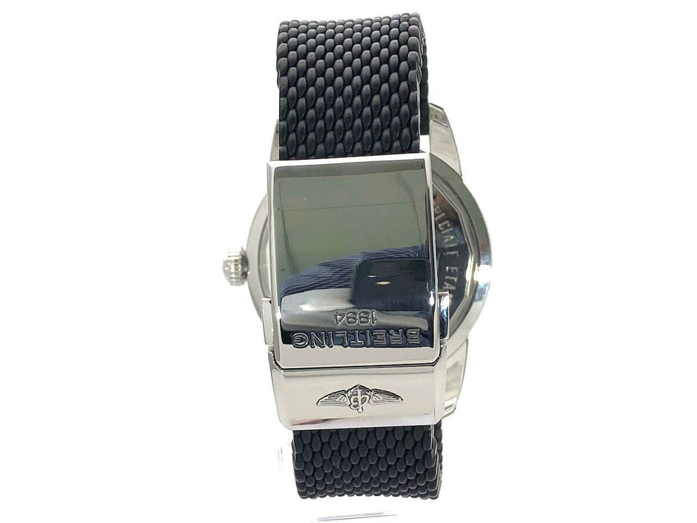 A1732024-B868-2019-7