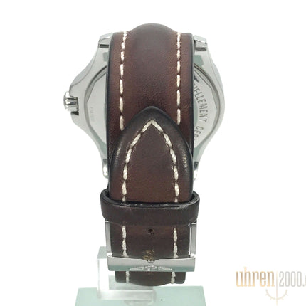 A1738811-BD44-2015-4