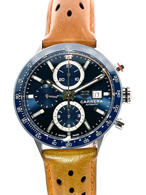 TAG Heuer Carrera Calibre 16 Chronograph CBM2112.FC6455 mit blauem Zifferblatt und braunem Lederarmband, Edelstahlgehäuse, Automatik.