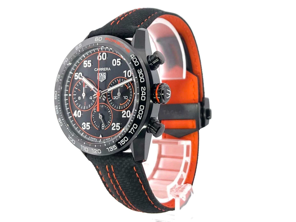 TAG Heuer Carrera Heuer 02 Chronograph Porsche Edition Uhr mit schwarzem Lederband und schwarzer Keramik Lünette