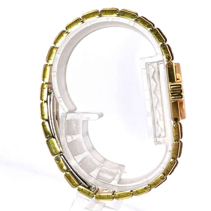 Chopard St. Moritz Gelbgold 25-4643 Uhr, seitliche Ansicht des 18k Gelbgoldarmbands mit Diamanten, Gehäuse und Schließe.