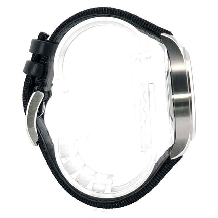 Seitenansicht der IWC Pilots Watch Fliegeruhr Mark XX IW328201 mit Edelstahlgehäuse und schwarzem Texilband.