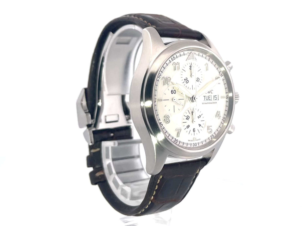 IWC Fliegeruhr Chronograph Spitfire IW371702, Edelstahlgehäuse, braunes Lederband, silberfarbenes Zifferblatt, Saphirglas, Automatikwerk, guter Zustand