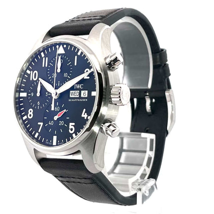 IWC Pilot's Watch Chronograph IW388111 mit schwarzem Zifferblatt, Edelstahlgehäuse, schwarzem Lederarmband und Datumsanzeige.