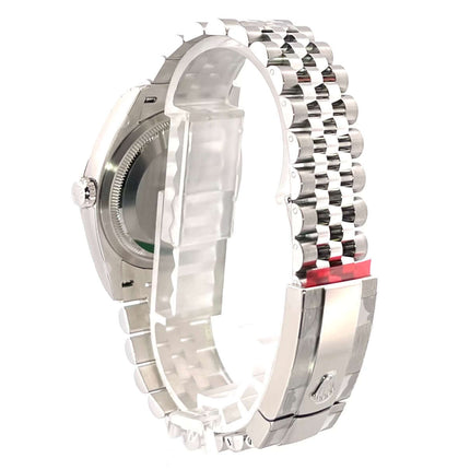 Rückseite des Rolex Datejust 36 Oystersteel Weißgold 126234 mit Jubile-Band und Faltschließe, Edelstahldesign en détail, poliert und satiniert