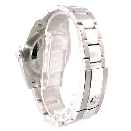 Rückansicht eines Rolex Datejust 41 Edelstahl / Weißgold 126334 mit Oyster Armband und Faltschließe.