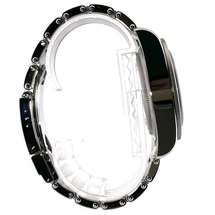 Seitenansicht der Tudor Heritage Black Bay 79230B-0008 mit Edelstahlband und Sicherheitsfaltschließe