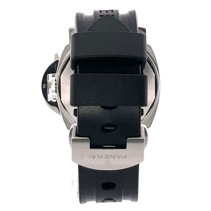 Rückansicht der Panerai Luminor Marina PAM00048 mit schwarzem Kautschukband und Faltschließe aus Edelstahl