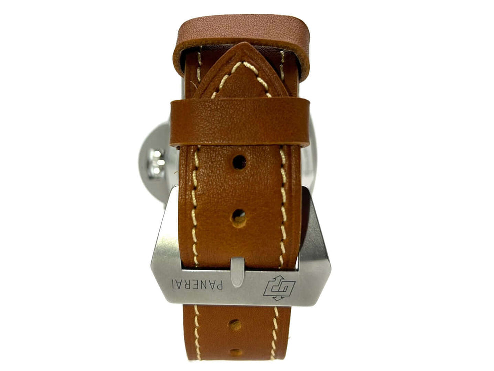 Rückansicht des braunen Lederarmbands der Panerai Luminor 1950 PAM00127 mit Edelstahl-Dornschließe.
