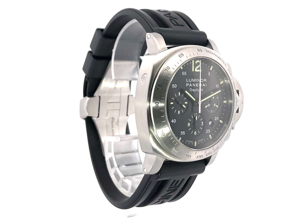 Panerai Luminor Chrono Daylight 44 PAM00250 Edelstahlgehäuse, schwarzes Zifferblatt und Kautschukband, Automatik Chronograph herrenuhr