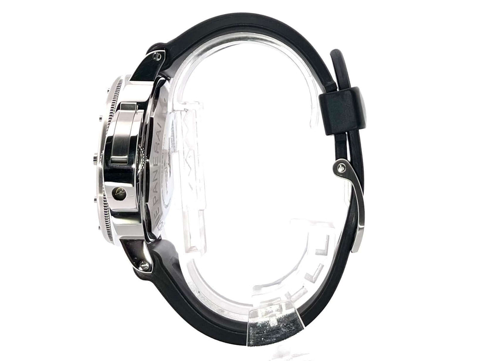 Seitenansicht der Panerai Luminor Submersible Automatic Acciaio 44 PAM01024 mit Kautschukband