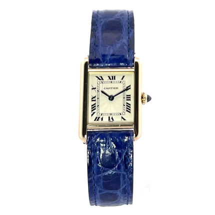 Cartier Tank Louis Cartier W1504953 Uhr mit 18k Gelbgoldgehäuse und blauem Lederband, silbernes Zifferblatt und gebläute Stahlzeiger.