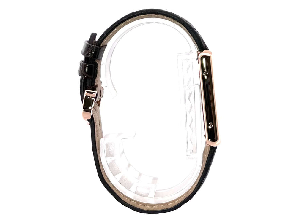 Seitenansicht der Cartier Tank Solo großes Modell W5200025 mit braunem Lederband und Roségold-Gehäuse.