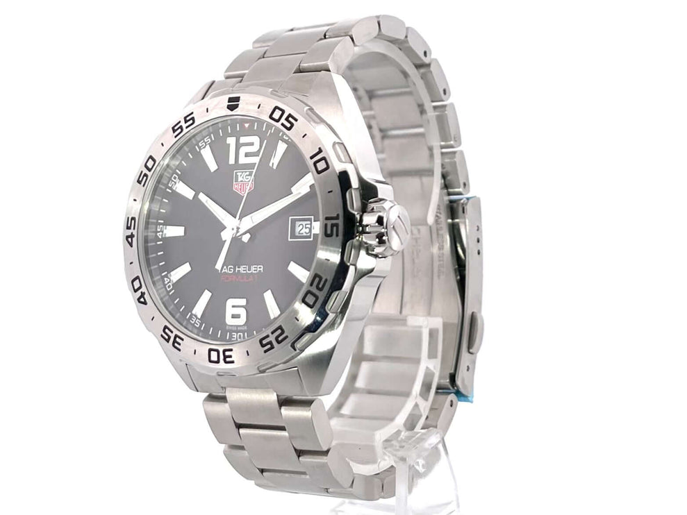 TAG Heuer Formula 1 WAZ1112.BA0875 Uhr mit Edelstahlgehäuse und Armband, schwarzem Zifferblatt, Datumsanzeige und Faltschließe.