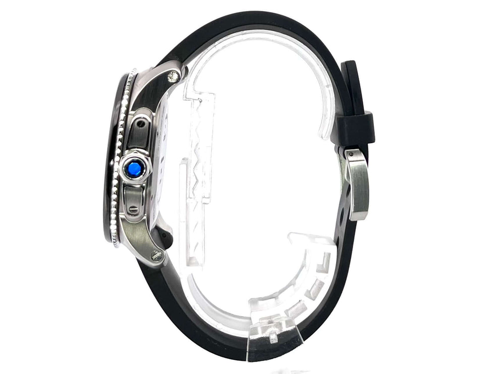 Seite des Cartier Calibre de Cartier Diver WSCA0012 mit Edelstahlgehäuse und schwarzem Kautschukarmband