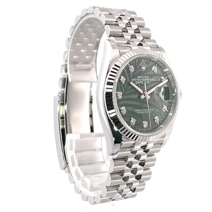 Rolex Datejust 36 Oystersteel Weißgold 126234 mit olivgrünem Palmenmuster, Diamanten und Jubile-Band.