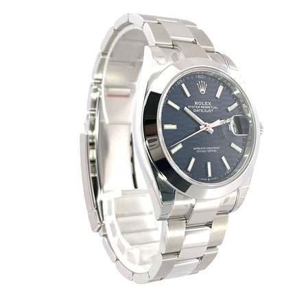 Rolex Datejust 41 Ref. 126300 Edelstahl mit blauem Riffelmuster-Zifferblatt und Oyster Band.