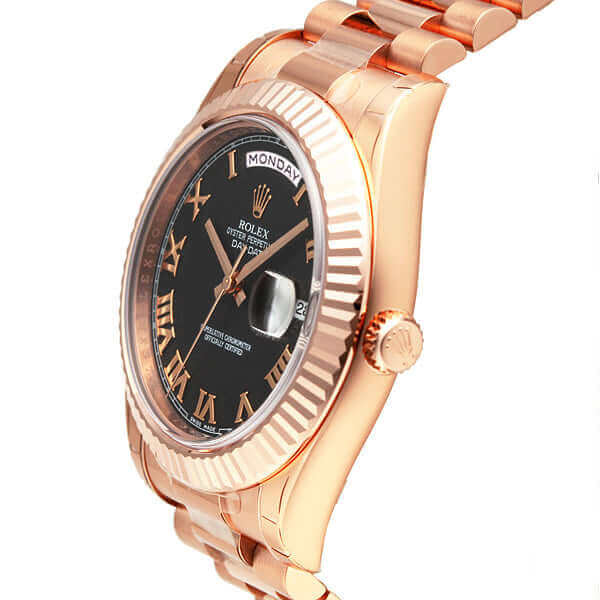 new-218235-schwarz-R-1