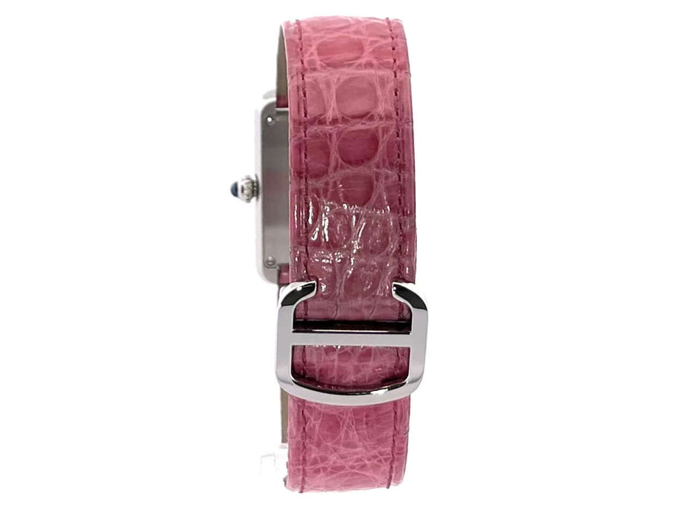 Cartier Tank Solo kleines Modell W5200000 mit pinkfarbenem Lederarmband und Edelstahl-Faltschließe, Ansicht von hinten