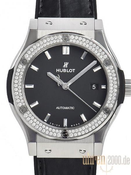 Hublot Classic Fusion Titanium Diamonds 42 Ref. 542.NX.1171.LR.1104